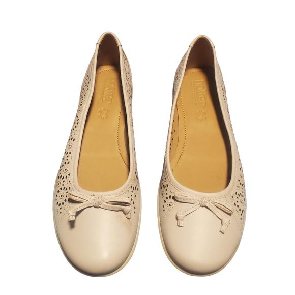 NEW NO BOX Hotter Precious Size 9 Beige Leather Laser Cut Ballet Bow Flats FLAWS - Picture 2 of 11